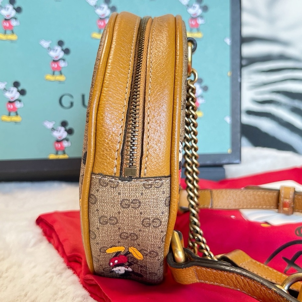 Gucci x Disney Micro GG Supreme Round Mickey Mouse Backpack - Picture 5 of 16